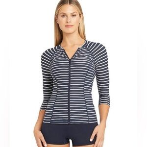 Sea Level Chamarel 3/4 Sleeve Multi Fit  Rash Vest – Full Zipper – Night Sky